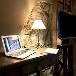 Volta Bed & Breakfast 4*