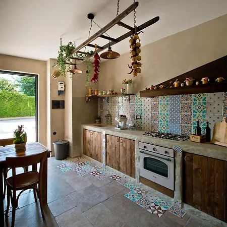 Volta Bed & Breakfast 4*